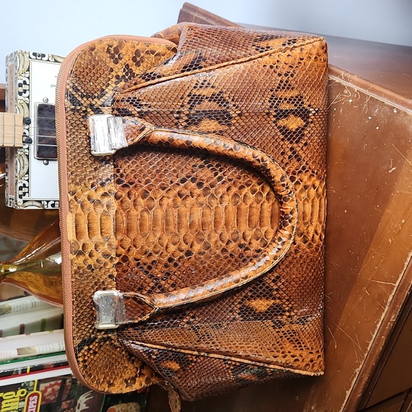 Grand Pelle Genuine Indonesian Python Satchel w/ Crossbody Strap, Natural Brown - Picture 4 of 14